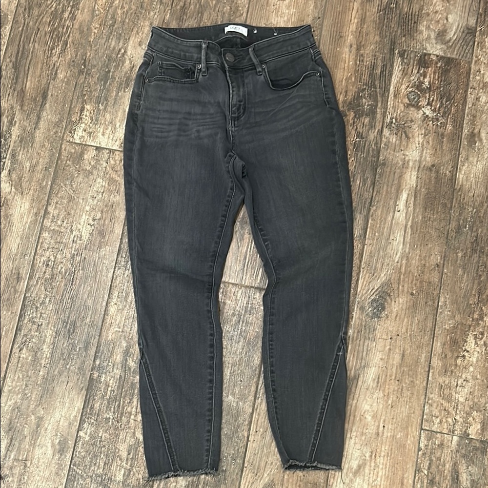 Loft Curvey Skinny Petite Jeans